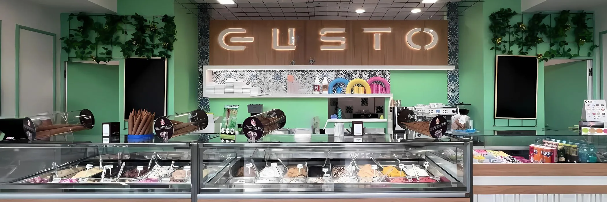 il bancone della gelateria gusto all interno del centro commerciale domus alla romanina