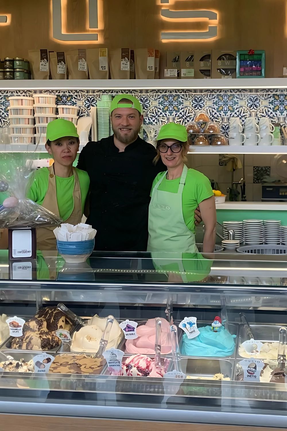 lo staff di gusto gelaterie di roma al centro commerciale domus alla romanina